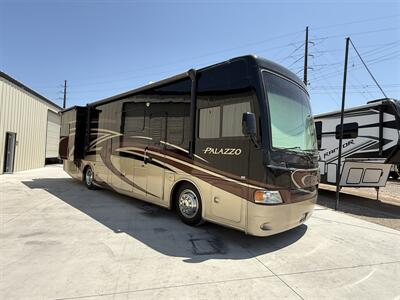 2014 Thor Palazzo M-33.2 Freightliner