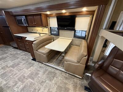 2014 Thor Palazzo M-33.2 Freightliner - Photo 13 - Rillito, AZ 85654