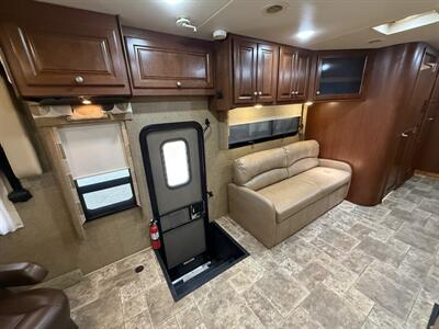 2014 Thor Palazzo M-33.2 Freightliner - Photo 14 - Rillito, AZ 85654