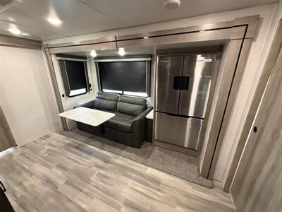 2022 Winnebago Voyage TT 2427RB   - Photo 18 - Rillito, AZ 85654