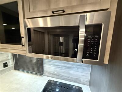 2022 Winnebago Voyage TT 2427RB   - Photo 45 - Rillito, AZ 85654