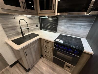 2022 Winnebago Voyage TT 2427RB   - Photo 42 - Rillito, AZ 85654