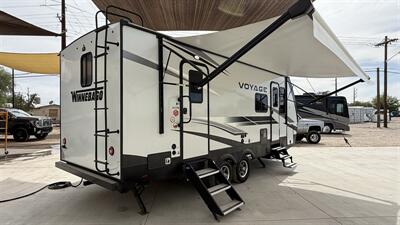 2022 Winnebago Voyage TT 2427RB   - Photo 4 - Rillito, AZ 85654