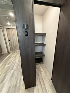 2022 Winnebago Voyage TT 2427RB   - Photo 32 - Rillito, AZ 85654
