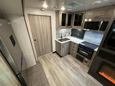 2022 Winnebago Voyage TT 2427RB   - Photo 40 - Rillito, AZ 85654