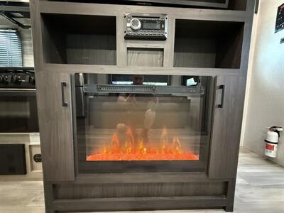 2022 Winnebago Voyage TT 2427RB   - Photo 41 - Rillito, AZ 85654