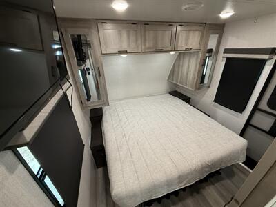 2022 Winnebago Voyage TT 2427RB   - Photo 52 - Rillito, AZ 85654