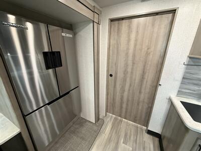 2022 Winnebago Voyage TT 2427RB   - Photo 48 - Rillito, AZ 85654