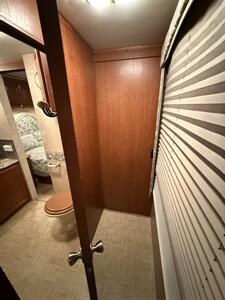 2009 Four Winds Four Winds 31F   - Photo 42 - Rillito, AZ 85654