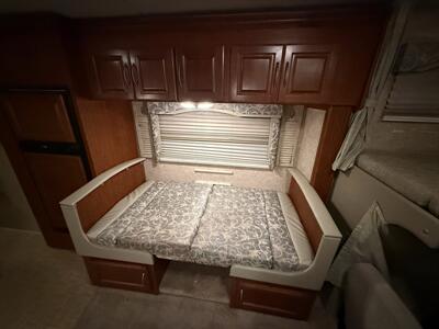 2009 Four Winds Four Winds 31F   - Photo 24 - Rillito, AZ 85654