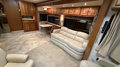 2005 Tiffin Allegro Bus 38TGP   - Photo 13 - Rillito, AZ 85654