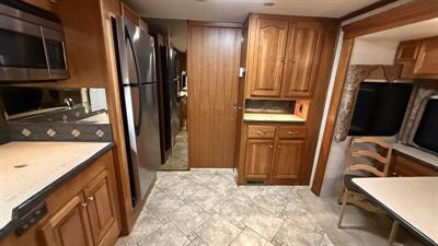 2005 Tiffin Allegro Bus 38TGP   - Photo 34 - Rillito, AZ 85654