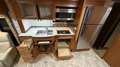 2005 Tiffin Allegro Bus 38TGP   - Photo 30 - Rillito, AZ 85654