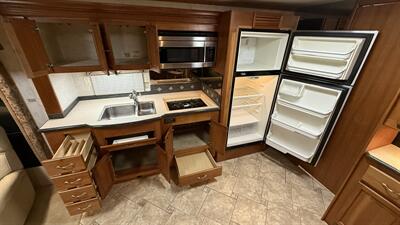 2005 Tiffin Allegro Bus 38TGP   - Photo 31 - Rillito, AZ 85654