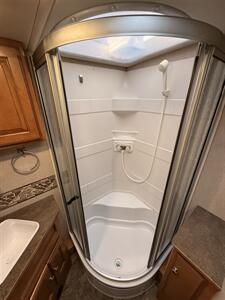 2014 Itasca Sunstar 27N   - Photo 56 - Rillito, AZ 85654