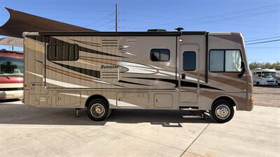 2014 Itasca Sunstar 27N   - Photo 5 - Rillito, AZ 85654