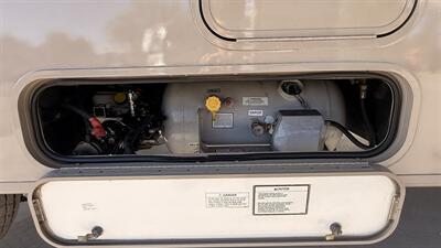 2014 Itasca Sunstar 27N   - Photo 27 - Rillito, AZ 85654