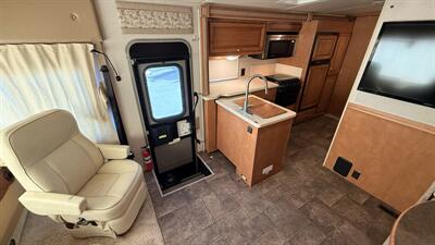 2014 Itasca Sunstar 27N   - Photo 34 - Rillito, AZ 85654