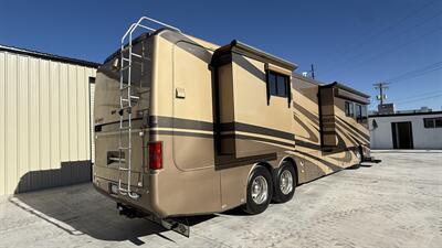 2005 MONACO DYNASTY PLATINUM IV - Photo 4 - Marana, AZ 85653