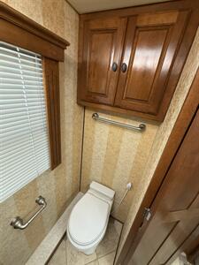 2005 MONACO DYNASTY PLATINUM IV - Photo 41 - Marana, AZ 85653