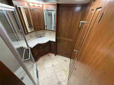 2005 MONACO DYNASTY PLATINUM IV - Photo 36 - Marana, AZ 85653