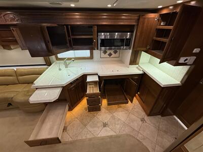 2005 MONACO DYNASTY PLATINUM IV - Photo 29 - Marana, AZ 85653