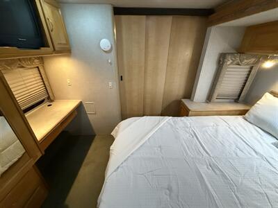 2004 Fleetwood Southwind 32VS   - Photo 50 - Rillito, AZ 85654