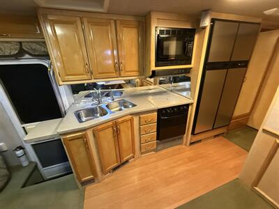 2004 Fleetwood Southwind 32VS   - Photo 21 - Rillito, AZ 85654