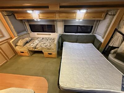 2004 Fleetwood Southwind 32VS   - Photo 19 - Rillito, AZ 85654