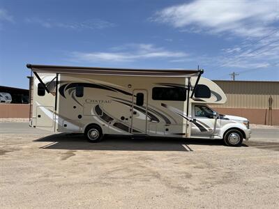 2015 Thor Chateau Super C 33SW   - Photo 2 - Marana, AZ 85653