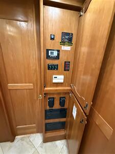 2006 Country Coach Intrigue 530 Ovation 525 - Photo 34 - Rillito, AZ 85654