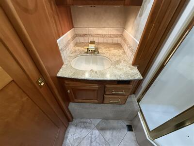 2006 Country Coach Intrigue 530 Ovation 525 - Photo 29 - Rillito, AZ 85654