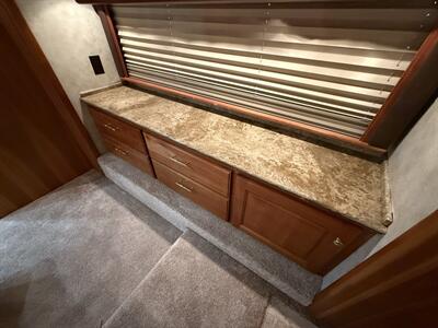 2006 Country Coach Intrigue 530 Ovation 525 - Photo 46 - Rillito, AZ 85654