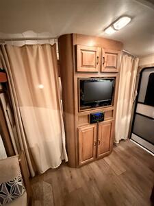 2013 Cruiser RV Fun Finder 214WSD - Photo 21 - Rillito, AZ 85654
