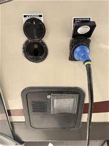 2013 Cruiser RV Fun Finder 214WSD - Photo 13 - Rillito, AZ 85654
