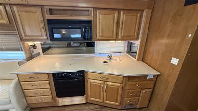 2006 Fleetwood DISCOVERY 39S   - Photo 37 - Marana, AZ 85653