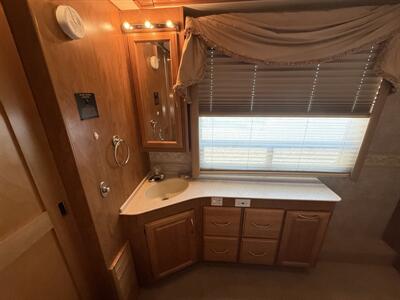 2006 Fleetwood DISCOVERY 39S   - Photo 63 - Marana, AZ 85653
