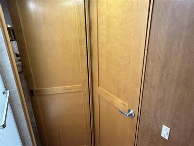 2006 Fleetwood DISCOVERY 39S   - Photo 50 - Marana, AZ 85653