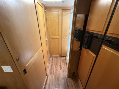 2006 Fleetwood DISCOVERY 39S   - Photo 45 - Marana, AZ 85653