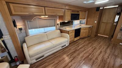 2006 Fleetwood DISCOVERY 39S   - Photo 23 - Marana, AZ 85653