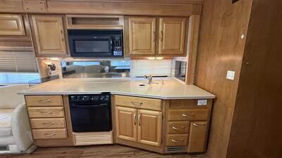 2006 Fleetwood DISCOVERY 39S   - Photo 36 - Marana, AZ 85653