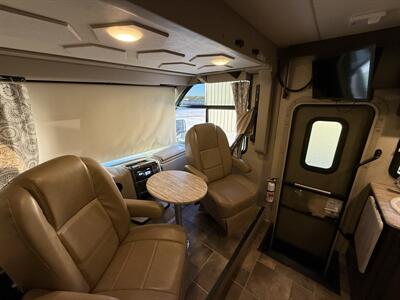 2017 Ford E-450 SD   - Photo 28 - Rillito, AZ 85654