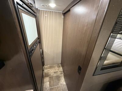 2017 Ford E-450 SD   - Photo 41 - Rillito, AZ 85654