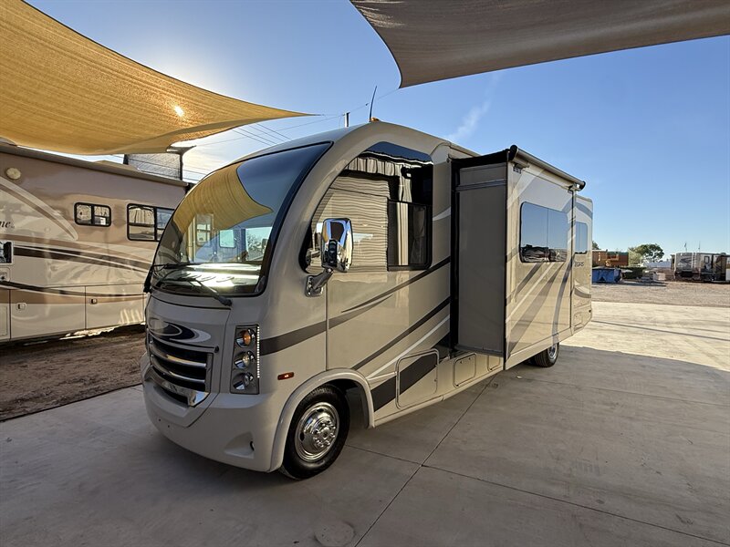 2017 Ford E-450 SD   - Photo 1 - Rillito, AZ 85654