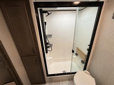 2022 Grand Design RV Solitude 390RK   - Photo 57 - Rillito, AZ 85654