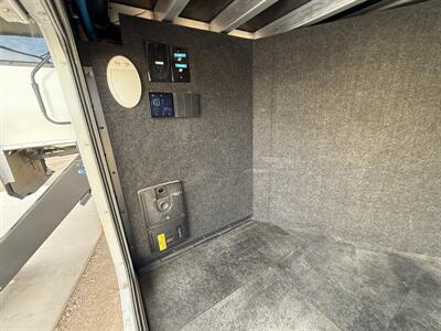 2022 Grand Design RV Solitude 390RK   - Photo 20 - Rillito, AZ 85654