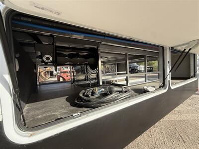2022 Grand Design RV Solitude 390RK   - Photo 29 - Rillito, AZ 85654
