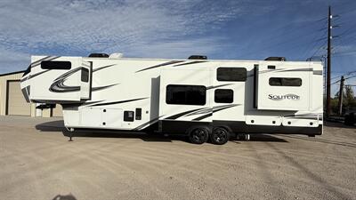 2022 Grand Design RV Solitude 390RK   - Photo 3 - Rillito, AZ 85654