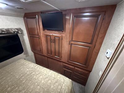 2013 Forest River Sunseeker 3010DS   - Photo 41 - Rillito, AZ 85654