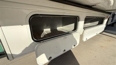 2013 Forest River Sunseeker 3010DS   - Photo 71 - Rillito, AZ 85654